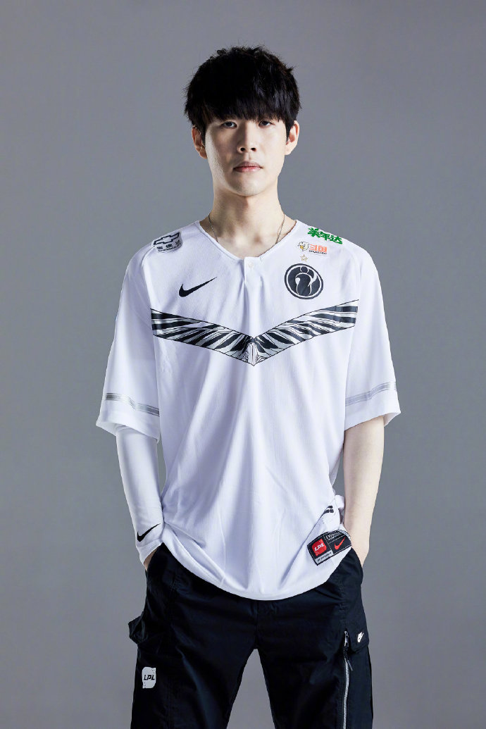 欧美投票世界赛AD选手排名：Viper第一，Elk第二，JKL第五