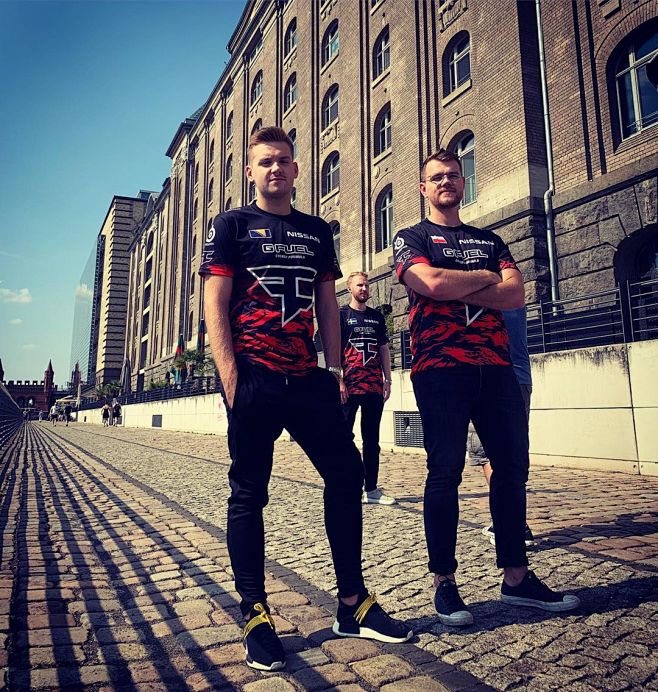 外媒发布lol全球战力排行榜：T1、V5稳居第一、第二 JDG升至第三！