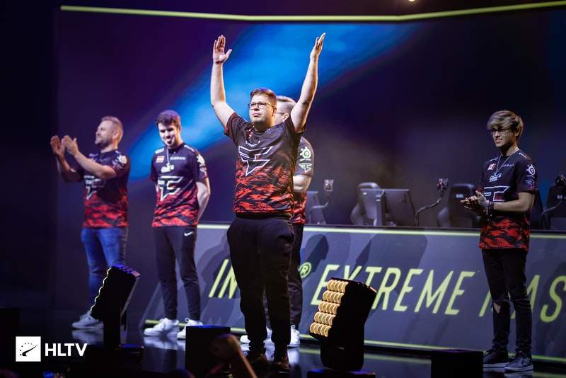 英雄联盟赛事官宣：2月28日起恢复上海及杭州主场线下观赛