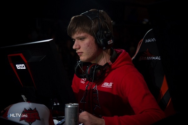 FalleN ：使用新品牌显示器打破垄断是件好事