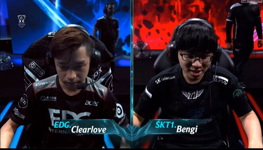 knight：只需要正常对待JDG就可以了，对老队友说一起加油